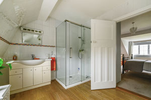 En-suite bath/shower room to principal bedroom- click for photo gallery